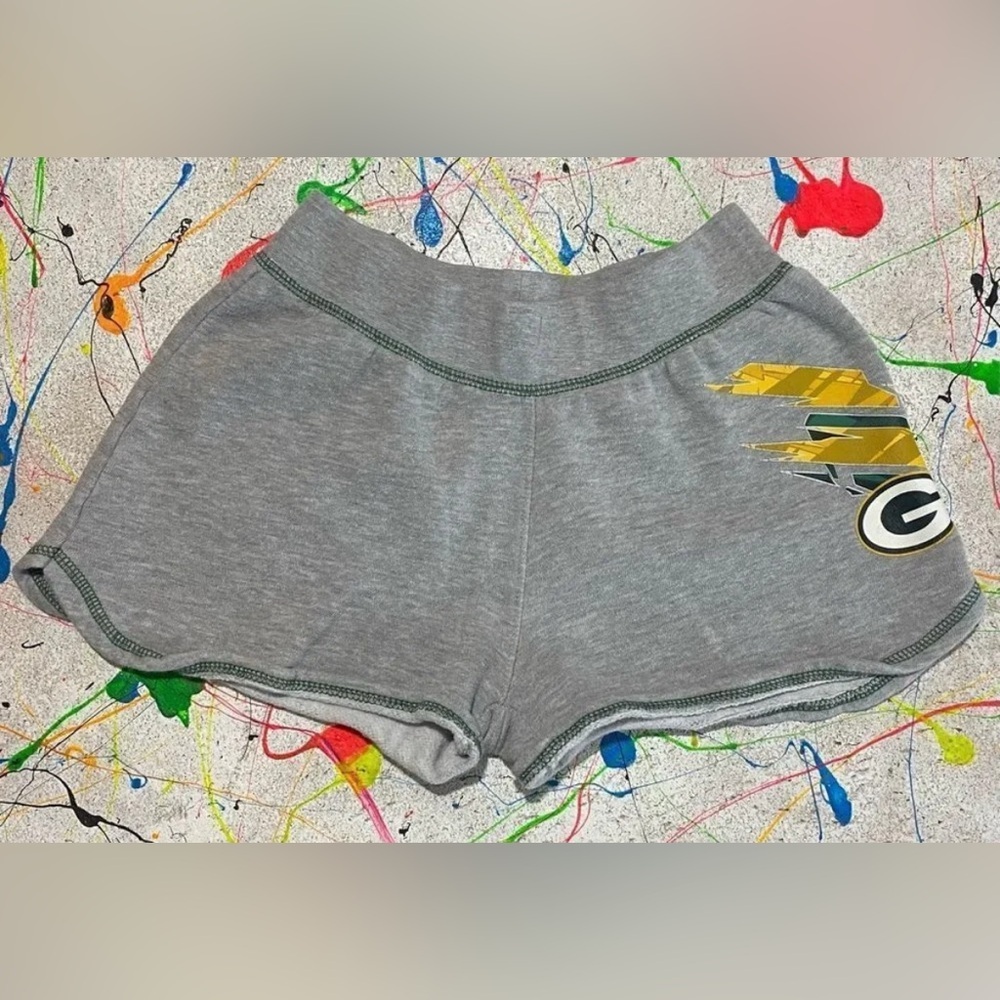 Girl’s NFL Greenbay Packers Sweat Shorts 🏈🧀👧​